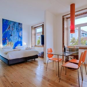 Superior Studio City View